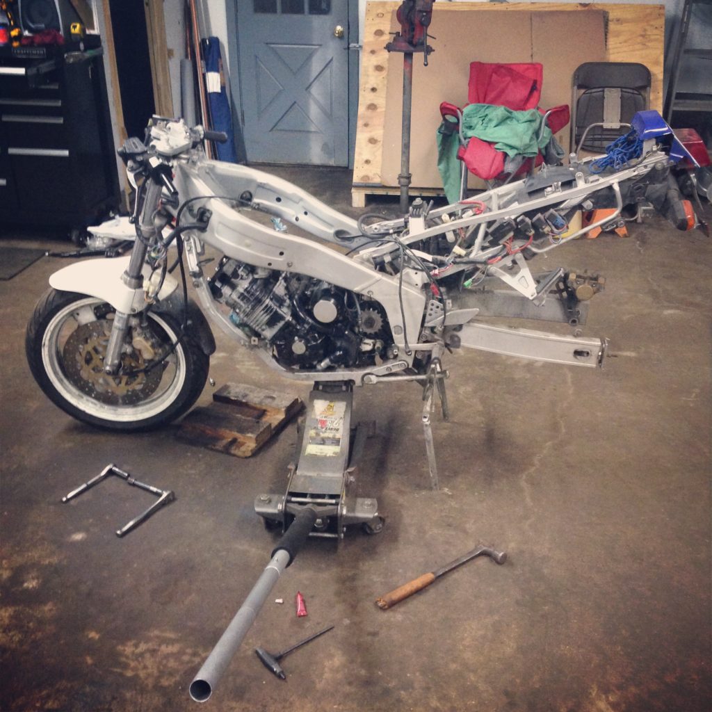 Installing Motor in FZR1000